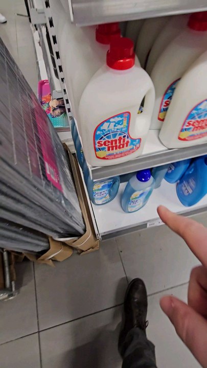 Je teste la nouvelle lessive à 6 centimes par lavage #teste  #magasinaction #action #lessive #inci