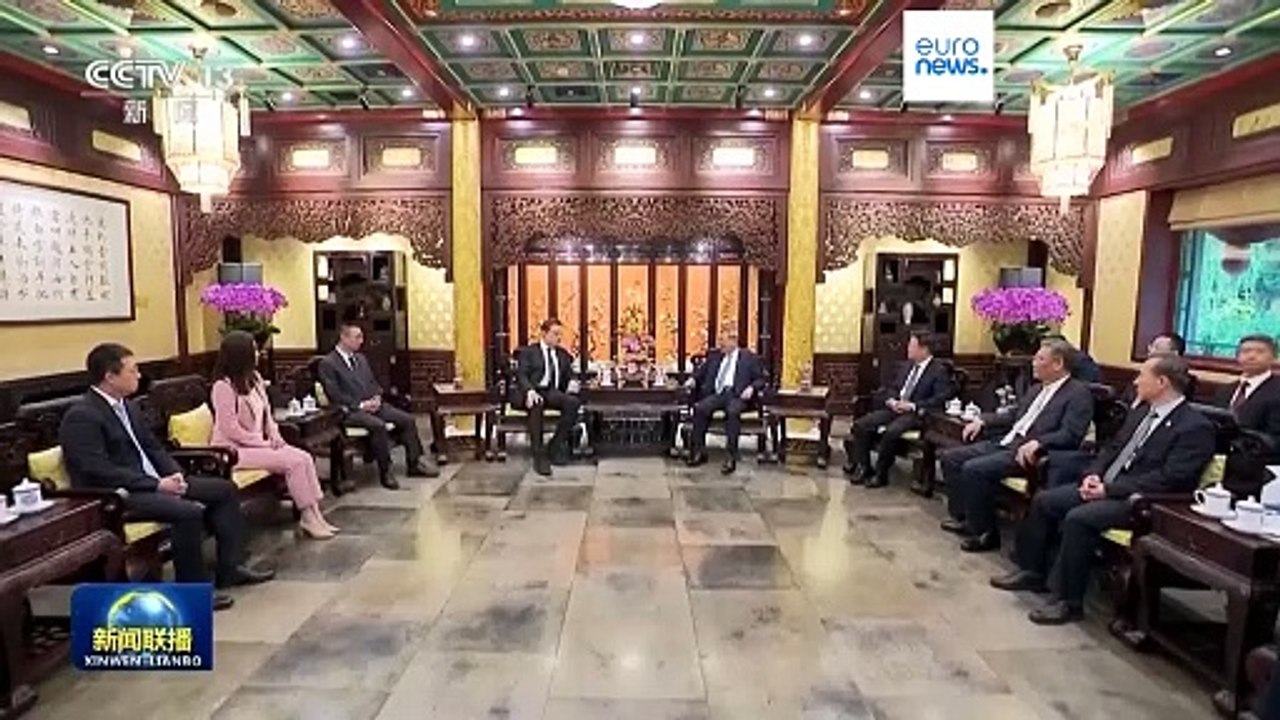 Unangekündigter Besuch: Elon Musk trifft chinesischen Ministerpräsidenten in Peking