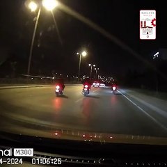 Motosikletle tehlikeli yolculuklar görüntülendi