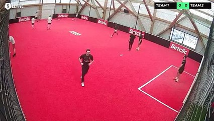 Fadi 28/04 à 15:33 - Football Terrain Betclic (LeFive P18)