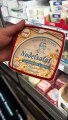 ajoutant des « ingrédients dérivés d'insectes » aux aliments des supermarchés.  Les citoyens allemands utilisent des applications pour scanner les produits et les identifier.  