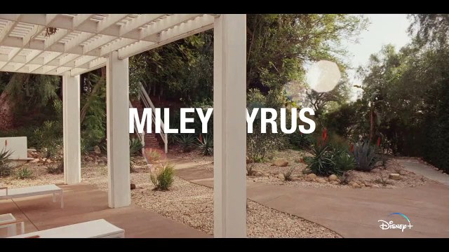 Miley Cyrus - Endless Summer Vacation (Backyard Sessions) Bande-annonce (ES)