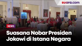 Suasana Nobar Presiden Jokowi Bersama Para Menteri dan Relawan di Istana Negara