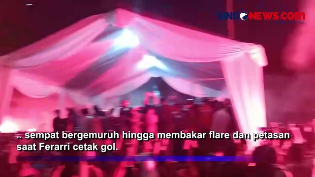 Suporter Timnas di Depok Sempat Bakar Flare dan Petasan, Namun Gol Ferarri Dianulir VAR
