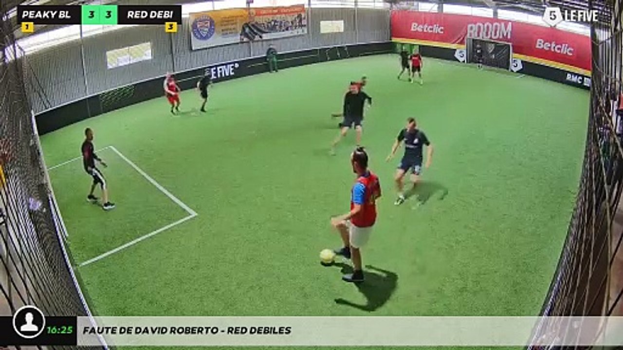 Faute de David Roberto - RED DEBILES
