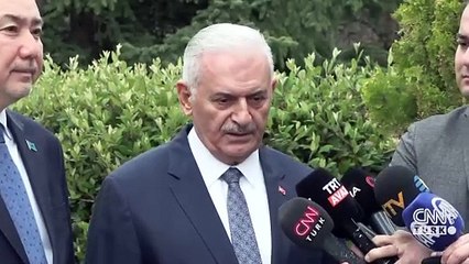 Binali Yıldırım Kazakistan Büyükelçiliğini ziyaret etti