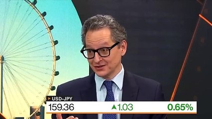 Japanese yen dollar Yen's Slump to Past 160 Is Function of Fundamentals, BofA Says