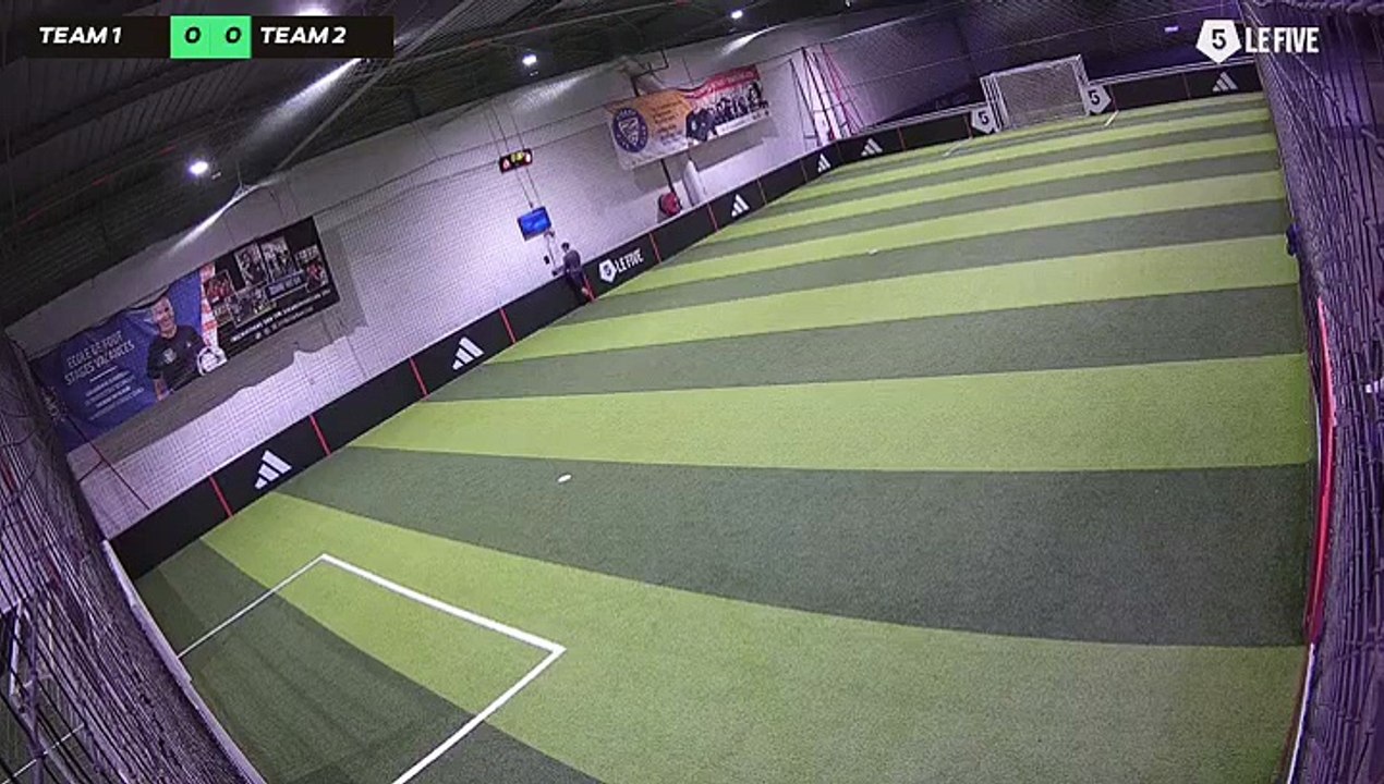 Anthony 29/04 à 19:45 - Football Terrain 2 (LeFive Carrières-sous-Poissy)