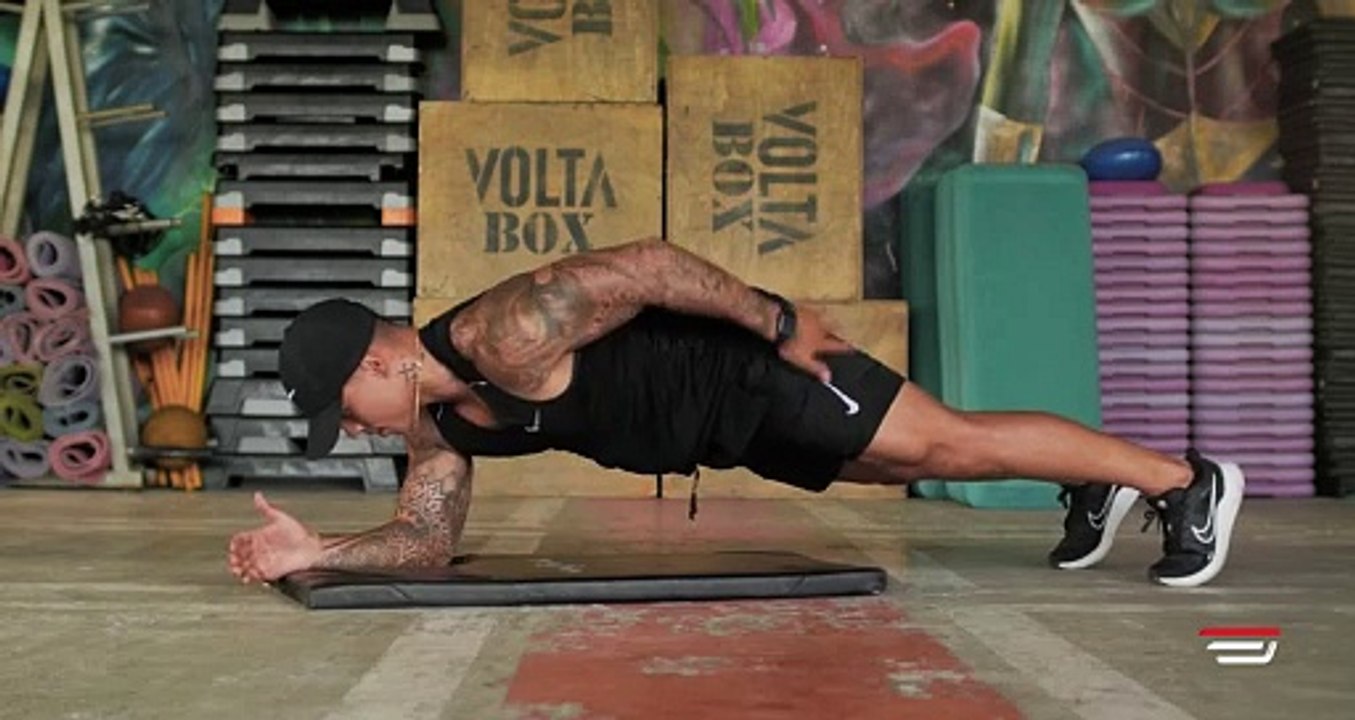Variacion plancha abdominal gluteo