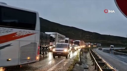 Alman çiftin karavanı devrildi: 1 yaralı
