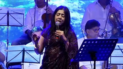 Baiyan Na Dharo O Balma _ Lata Mangeshkar _ Sanjeevani Bhelande
