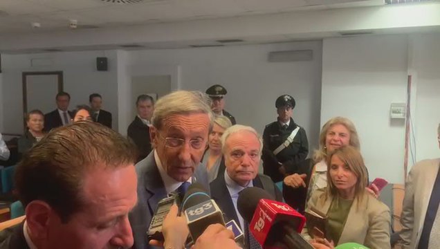 Casa di Montecarlo, Fini: Non autorizzai vendita, non è chiaro in cosa consista il reato - Video