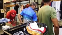 Mais de 300 roupas falsificadas são apreendidas pela PF em lojas em Salvador