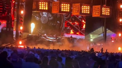 Morgan Wallen sings “Everything I Love” during Stagecoach 2024!!