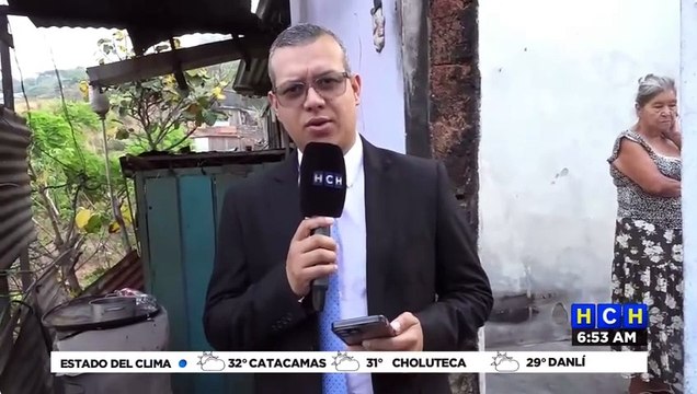 Incendio deja en la calle a una pareja de ancianos en colonia Nueva Suyapa