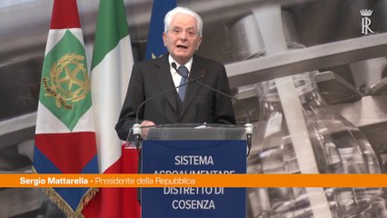 Mattarella "L'Italia ha bisogno del rilancio del Sud"