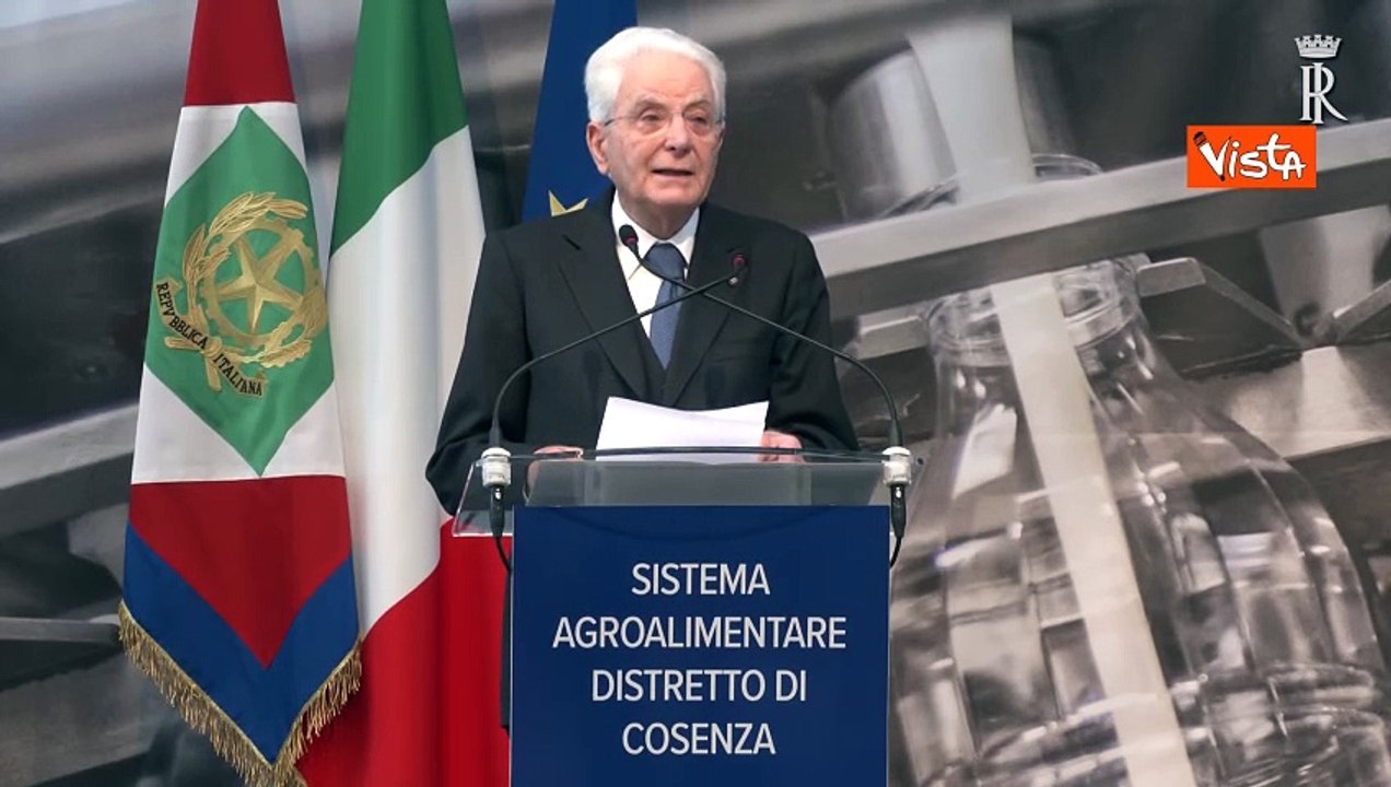 Gli auguri di Mattarella per il Primo Maggio: Non cedere n? alla paura, n? alla sfiducia