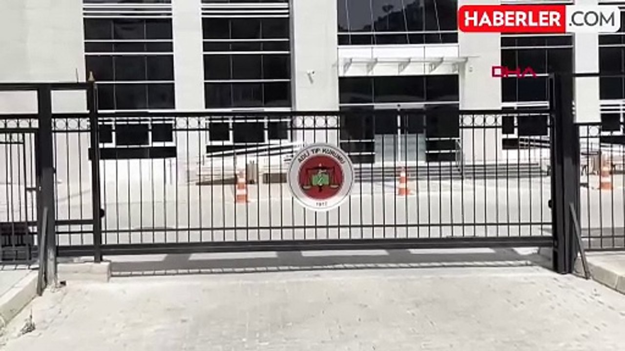 İzmir'de sokak ortasında insan derisi mi bulundu, olay ne?