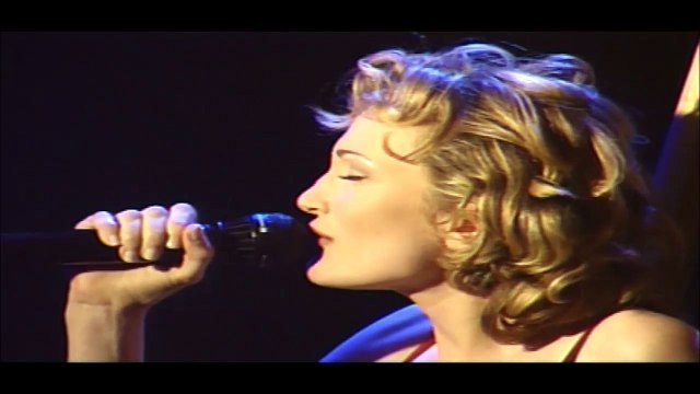 PATRICIA KAAS — Je te dis vous | PATRICIA KAAS : “TOUR DE CHARME” 93/94