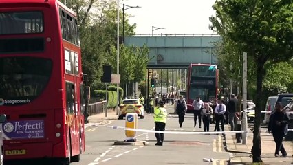Muere un adolescente de 14 años en ataque con espada en Londres