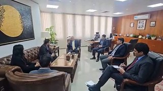 Faisal Niaz Tirmizi and Hussain Muhammad meet PIA officials in Dubai. (Supplied)