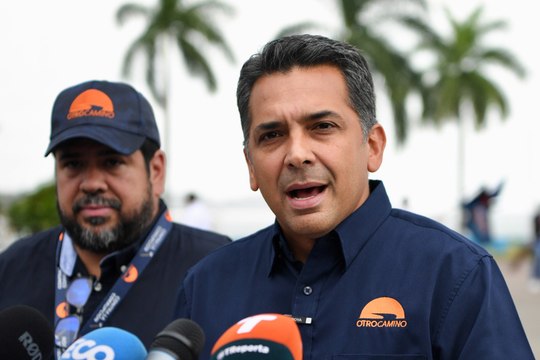 Realizan desvíos en la 5 de mayo por cierre de campaña de Ricardo Lombana