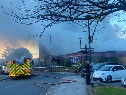 999 services tackle major blaze in Hartlepool at derelict social club