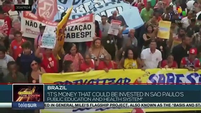 Labor Unions and social movements rally against privatizing