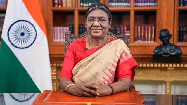 राष्ट्रपति द्रौपदी मुर्मू आज श्री राम जन्मभूमि मंदिर दौरे से पहले अयोध्या में तैयारियां की जा रही है
