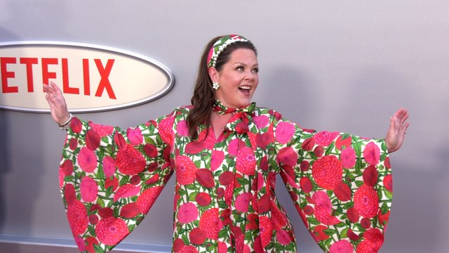 Melissa McCarthy attends Netflix's Unfrosted red carpet premiere in Los Angeles