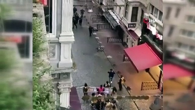 Taksim’e çıkmak isteyen gruba polis müdahalesi