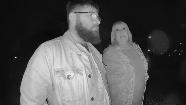 'Didn't Think This One Through' - Tipsy man comes up with a BANGING alternative to ringing doorbell