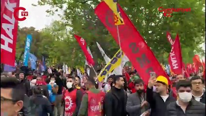 Saraçhane'de mücadeleye devam sloganları