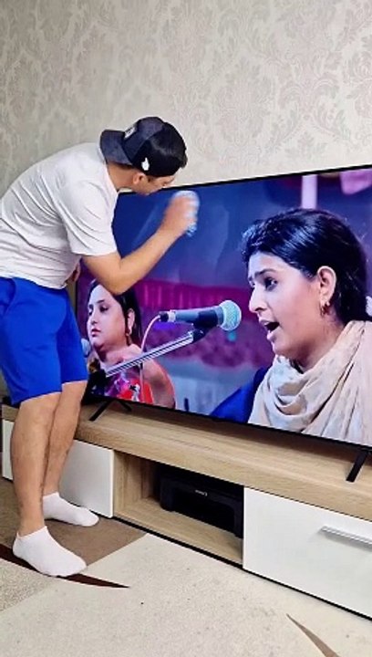 Funny TV Scene