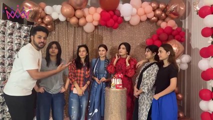 - SPECIAL SURPRISE FROM AREEB ♥️ _ SAB GHAR WALO KA REACTION -D-ny7GtS_Xg-720p-1714565402