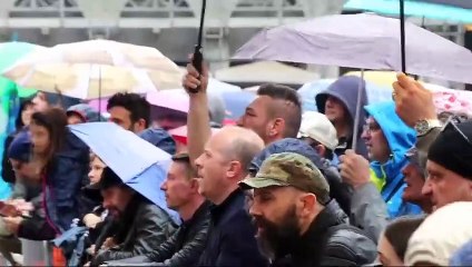 Primo Maggio a Milano, il concerto di Omar Pedrini in piazza della Scala