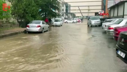 Elazığ’da sağanak; cadde ve sokaklar suyla doldu