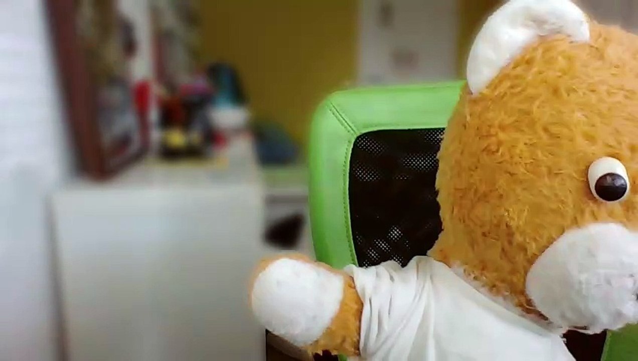 051 Fragen an SuperTeddy - Wo wohnt SuperTeddy