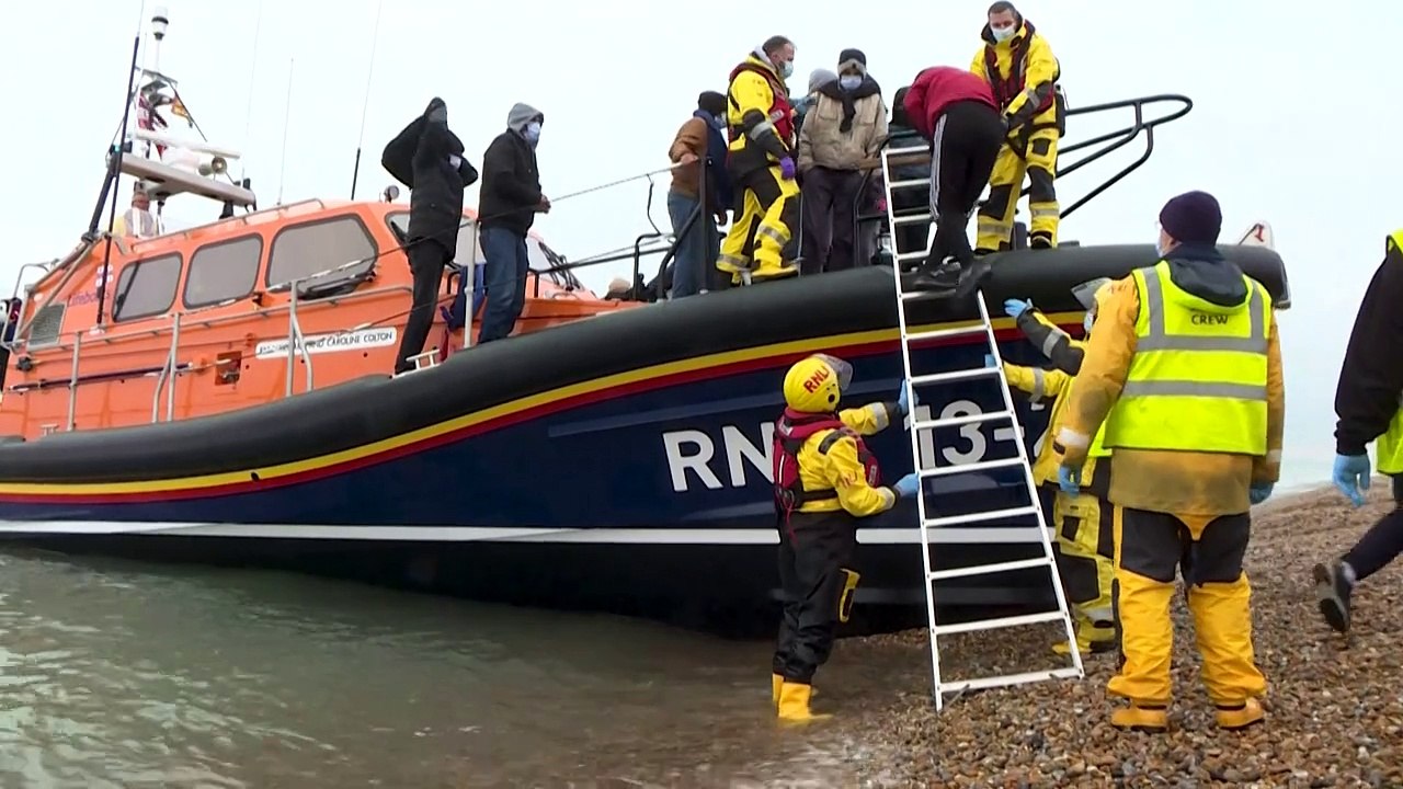 Bloß nicht Ruanda: Flüchtlinge verlassen Großbritannien Richtung Irland