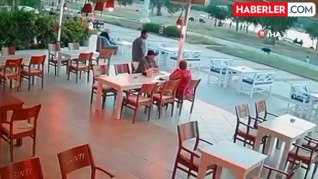 Didim'de sokak köpeği çocuğa saldırdı... Çevredekiler böyle yardıma koştu