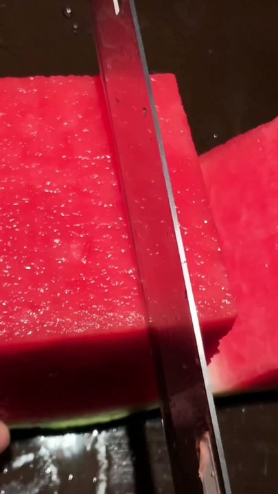 SEEDLESS 