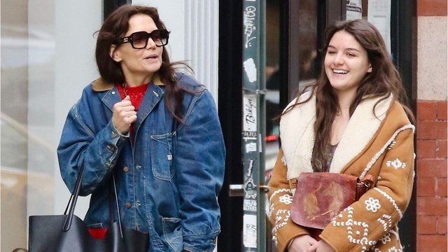 GALA VIDEO - Tom Cruise et Katie Holmes : leur fille Suri a bien grandi !