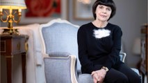 À 77 ans, Mireille Mathieu vit avec sa sœur dans la maison familiale d'Avignon