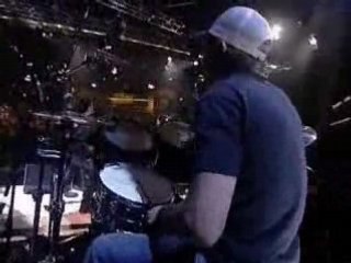 Parodie tokio hotel chante dora l'exploratrice