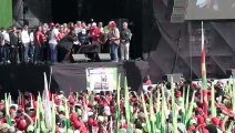 Lula em SP; confrontos em Paris e Santiago: as imagens do 1° de maio