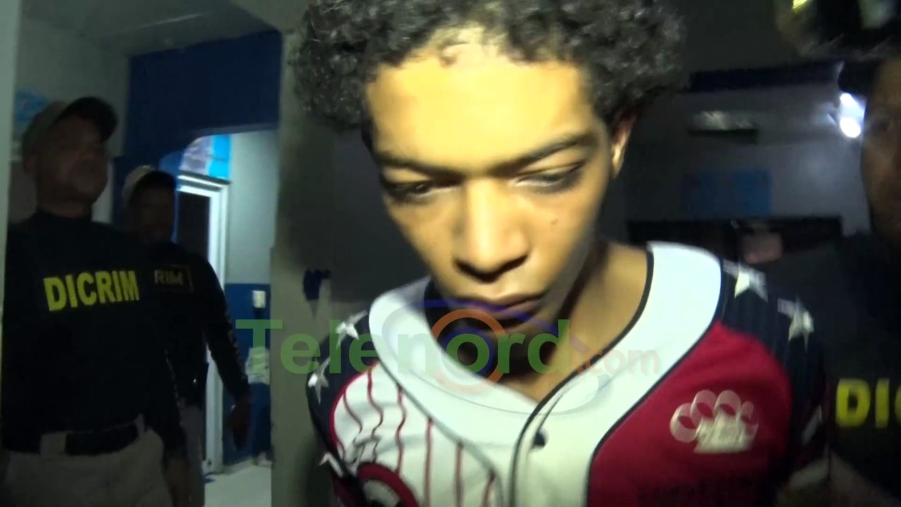 Apresan a joven acusado de atracos y robos en SFM