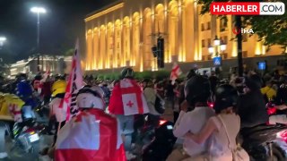 Gürcistan'da 'Yabancı Etkinin Şeffaflığı' yasa tasarısına karşı protestolar devam ediyor