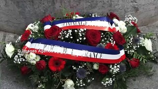 Jeanne d'Arc. Traditionnel dépôt de gerbe de fleurs du Parti de la France. Paris/France 1er Mai 2024