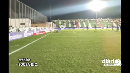 No dia do trabalhador, Sousa trabalha dobrado com um a menos e arranca empate contra o Bragantino