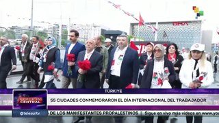 Türkiye: Líderes sindicales dejaron flores en la plaza principal de Estambul
